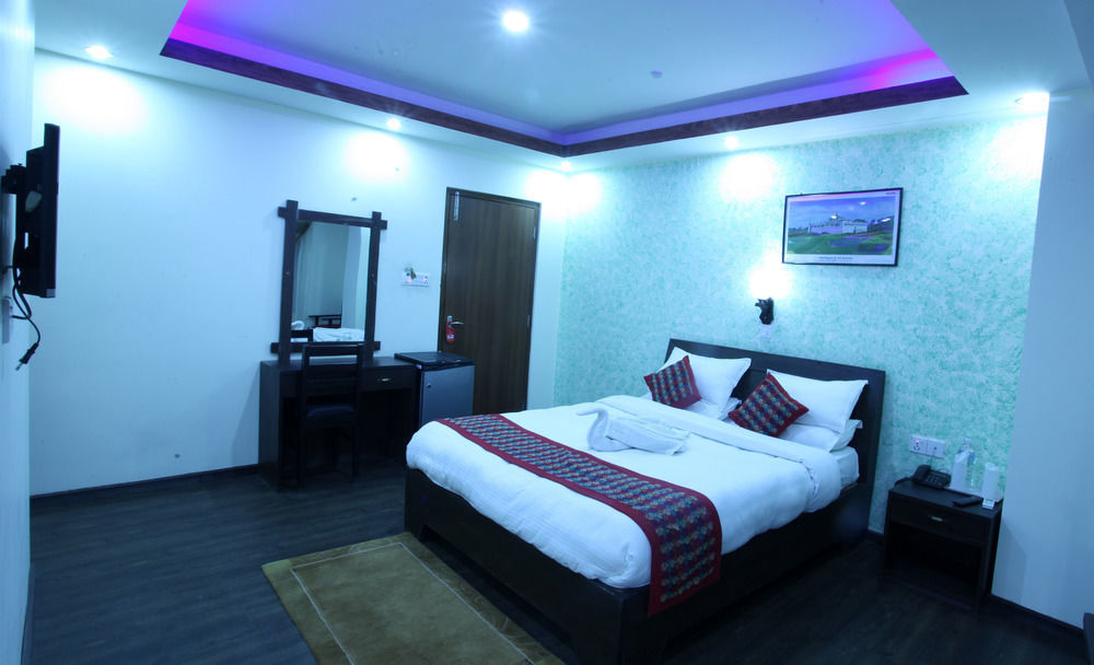 Oyo 153 Aster Hotel Nepal Kathmandu Exterior photo